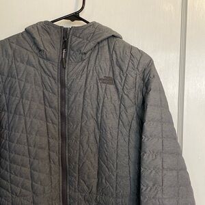 Women’s TNF Thermoball Parka Puffer ❄️